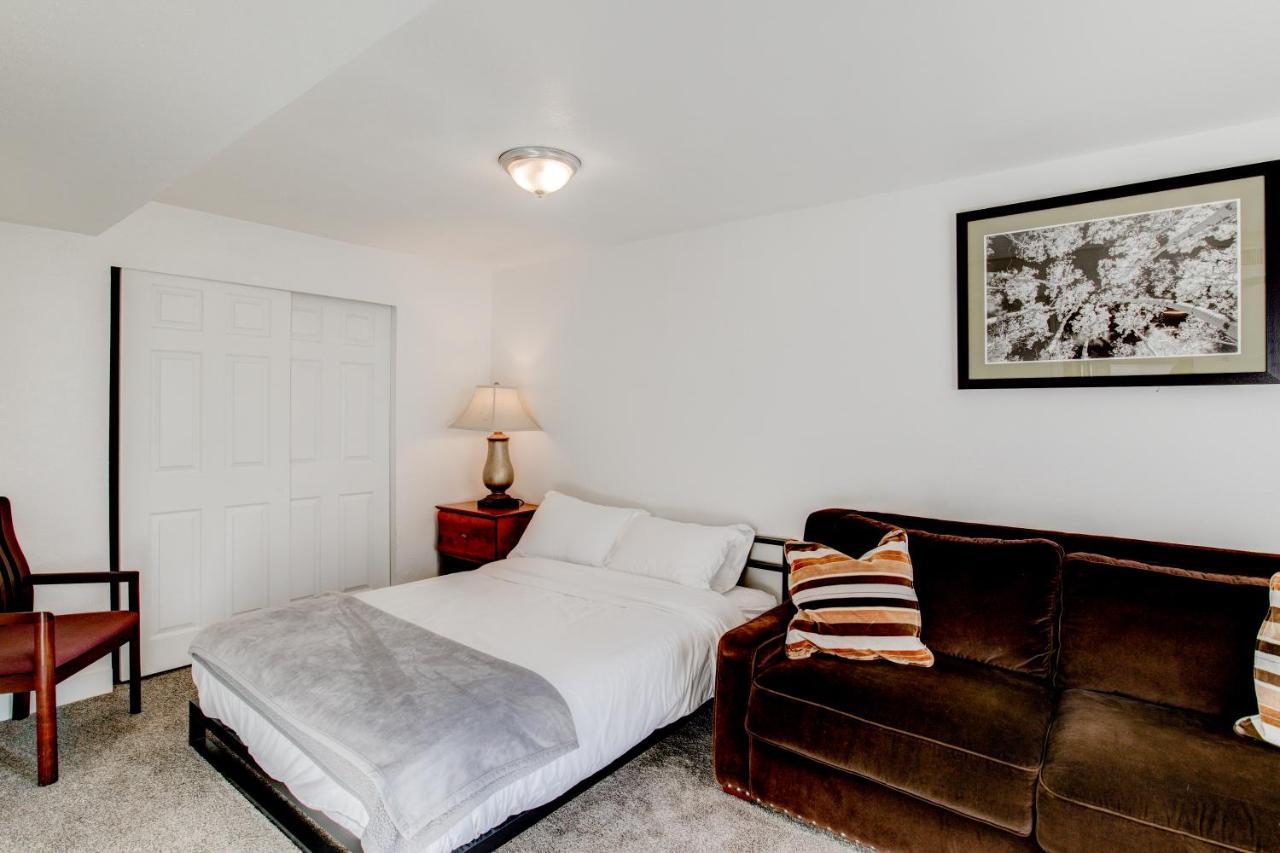 Modern Private Whole Unit 4 Bedroom Guest Suite King Bed Salt Lake City Exterior foto